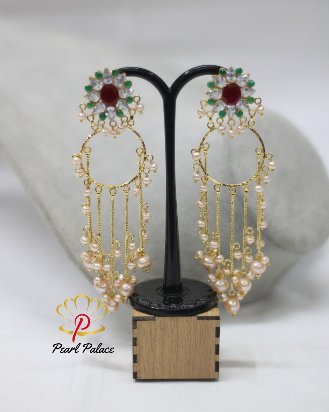2026101117224117965-pearlpalace.jpg