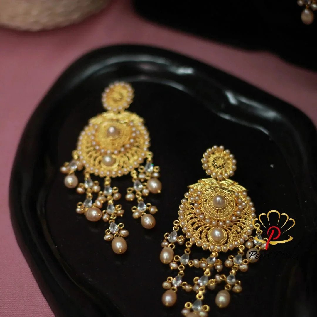 2026101413110820742-pearlpalace.jpg