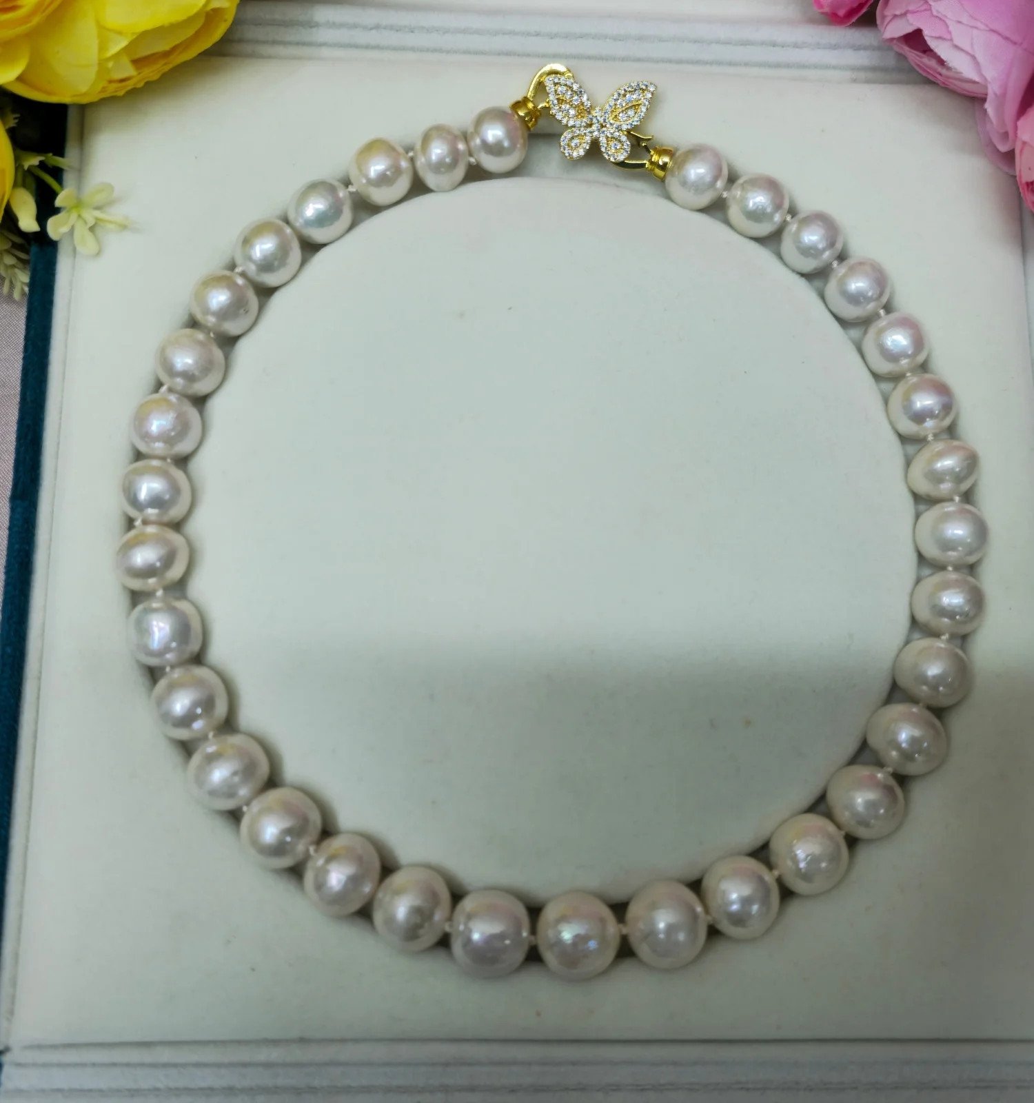2026101413252452841-pearlpalace.jpg
