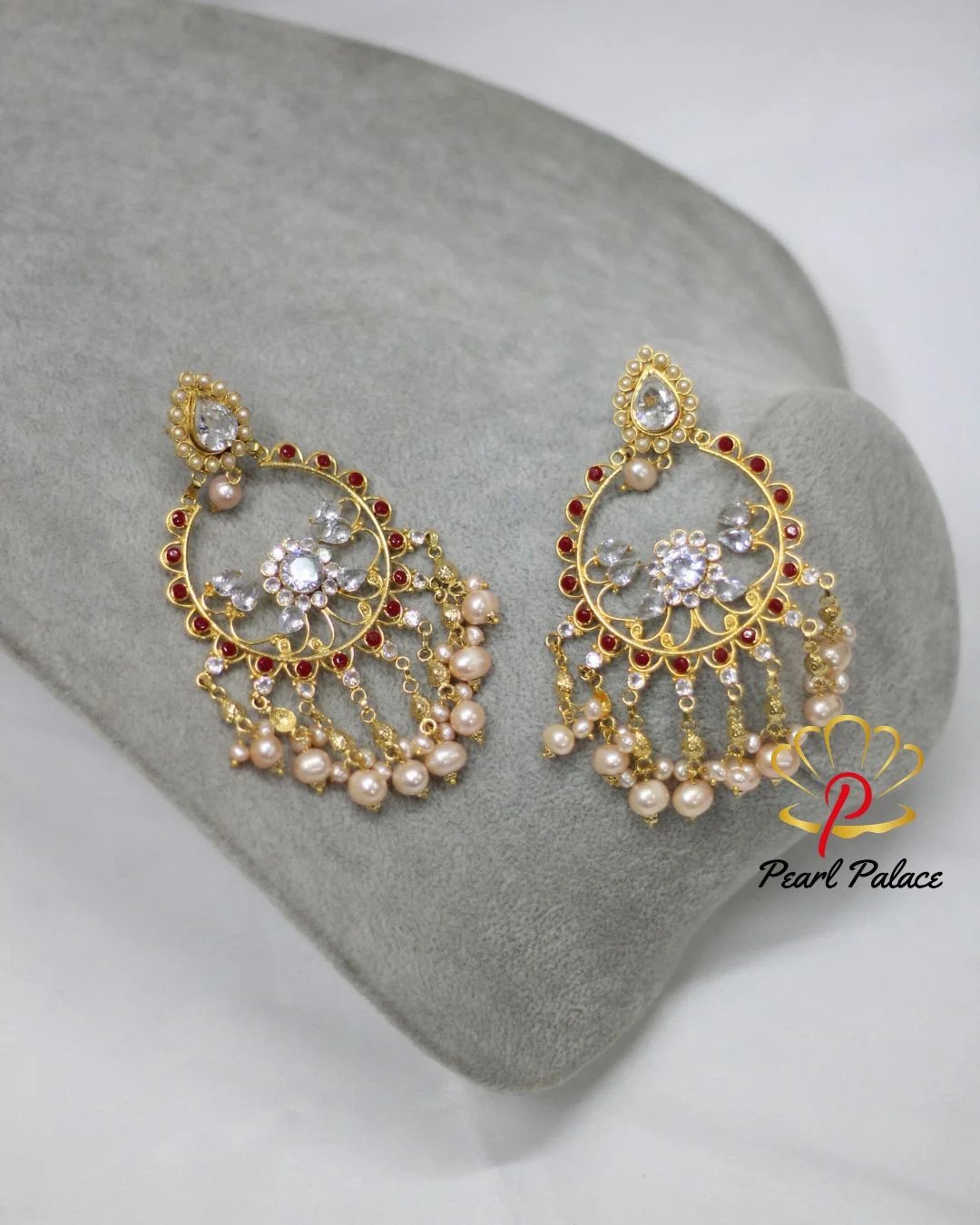 2026101413574964995-pearlpalace.jpg